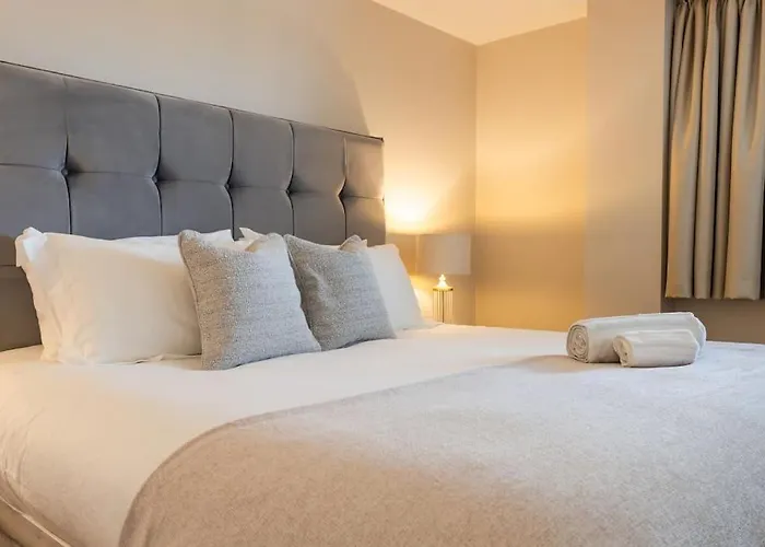 Boutique City Center Apartment